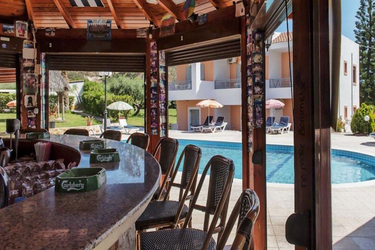 Ifigenia Apartments Hersonissos  Exterior foto